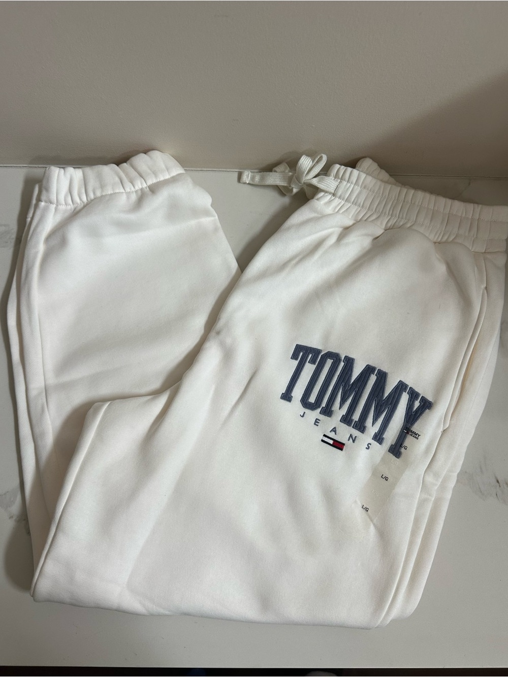 Tommy Hilfiger White Sweatpants with Navy Logo and Flag Size Large